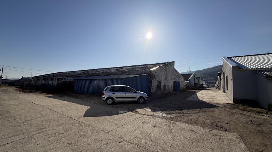 Spațiu industrial, de 729 mp, în Beclean