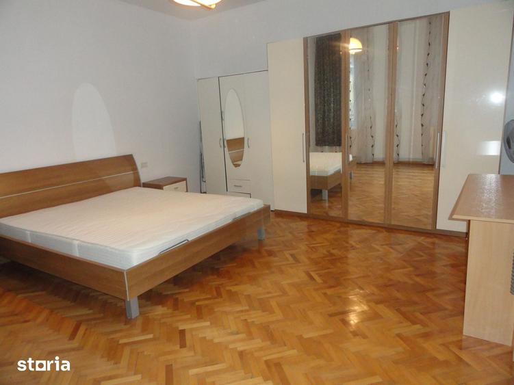 Apartament 2 camere, etaj, 2 Bdul Revolutiei, 103 mp, renovat, mobilat - 2