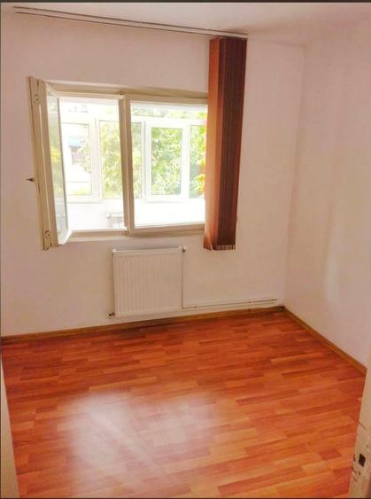 Apartament cu 4 camere în Central
