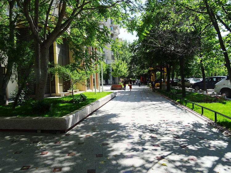 Spațiu comercial, de 600 mp, în P-ța Unirii