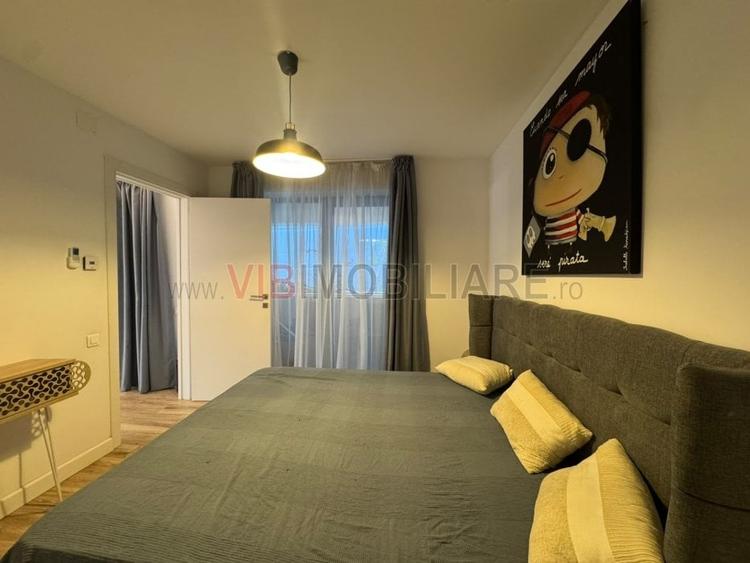 Apartament cu 3 camere semidecomandat în Gara de Nord