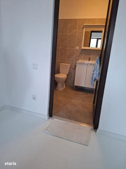 Apartament cu 4 camere decomandat în Mangalia