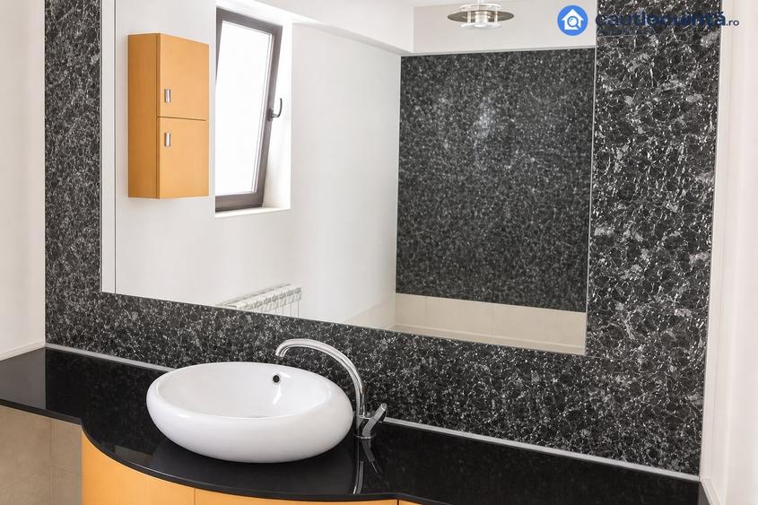 Casă cu 5 camere cu Teren 220 Mp în Vitan