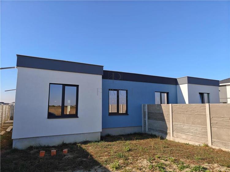 Duplex cu 3 camere cu Teren 310 Mp în Moșnița Nouă