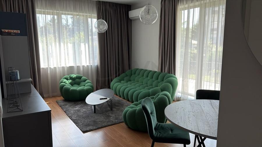 Apartament cu 2 camere decomandat în Domenii