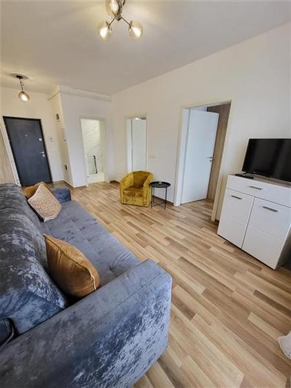 Apartament cu 2 camere nedecomandat, mobilat în Sânpetru