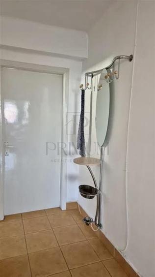 Apartament cu 2 camere decomandat, mobilat în Ultracentral
