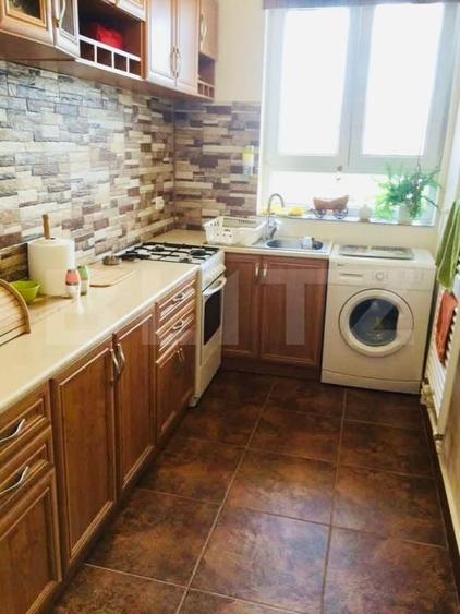 Apartament cu 2 camere decomandat, mobilat în Ultracentral