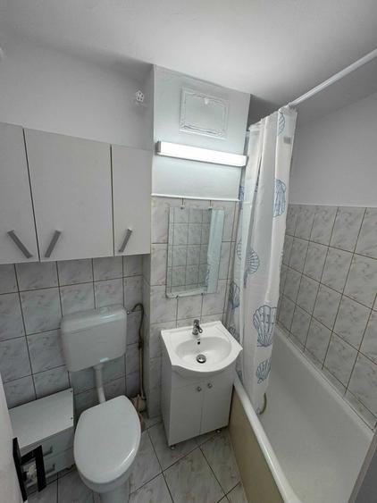 Garsonieră decomandată în Exterior Vest