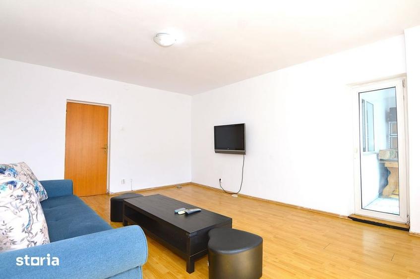 Apartament cu 3 camere decomandat, mobilat în Centrul Civic