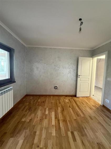 Apartament cu 2 camere decomandat în Nicolina
