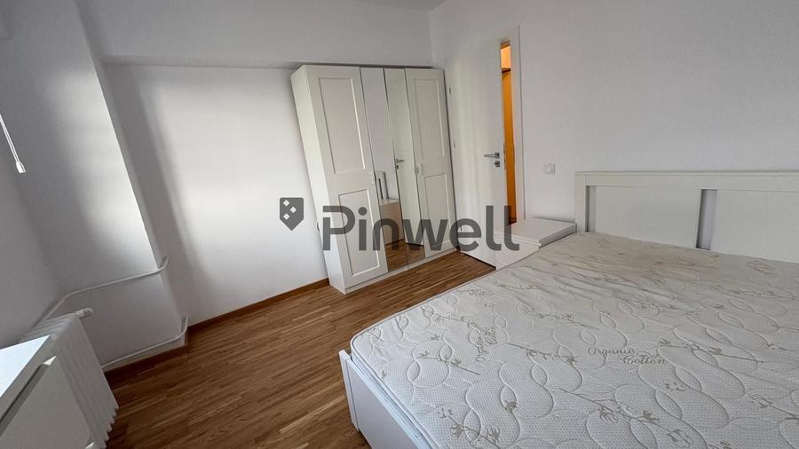 Apartament cu 5 camere decomandat, mobilat în Mihai Bravu