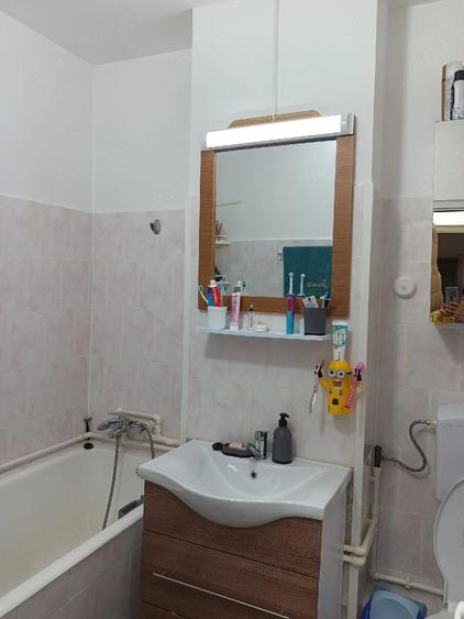 Apartament cu 2 camere nedecomandat în Central