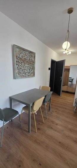 Apartament cu 2 camere semidecomandat în Exterior Vest