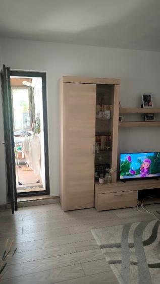 Apartament cu 2 camere decomandat, mobilat în Brâncoveanu