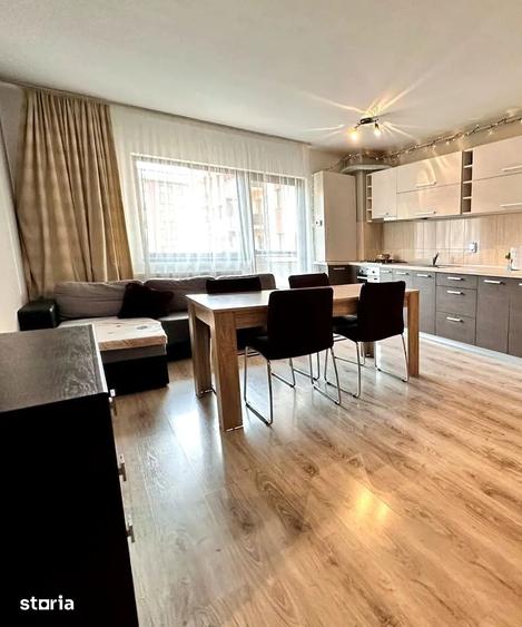 Apartament cu 3 camere semidecomandat în Florești