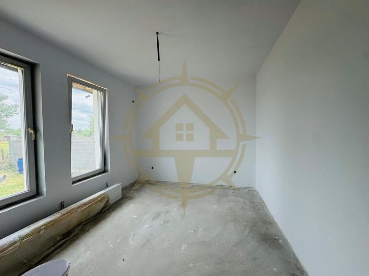 Casă cu 3 camere cu Teren 407 Mp în Crevedia