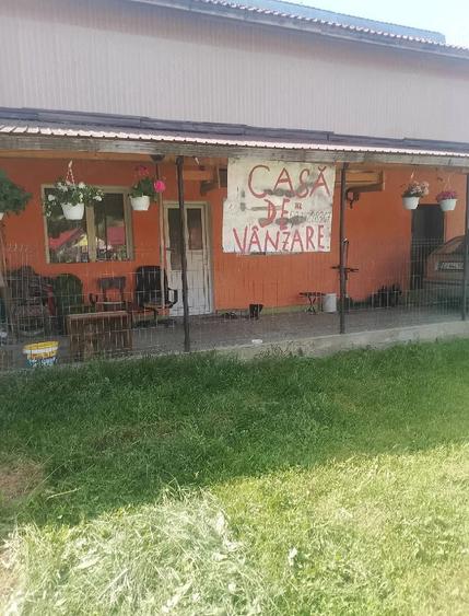 Casă cu 3 camere cu Teren 100 Mp în Central