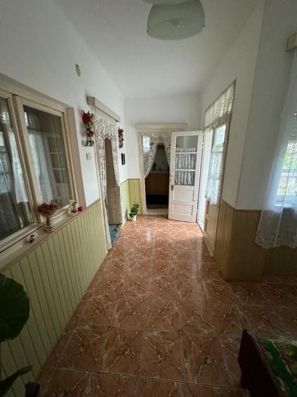 Casă cu 4 camere în Cefa