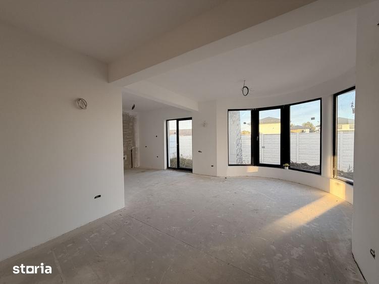 Casă cu 4 camere cu Teren 400 Mp în Berceni