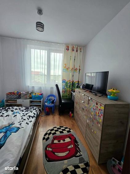 Apartament cu 4 camere decomandat în Ultracentral