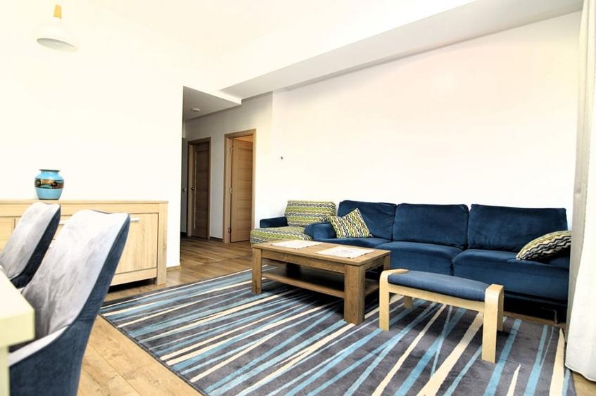 Apartament cu 4 camere decomandat, mobilat în Unirii