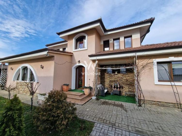 Casă individuală cu 4 camere cu Canalizare în Șelimbăr
