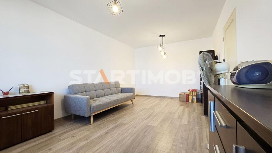 Apartament cu 2 camere decomandat în Județean