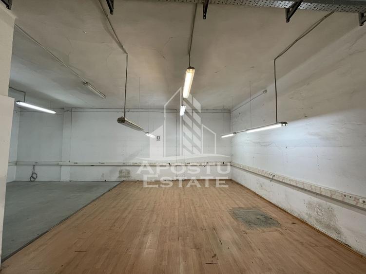 Spațiu industrial, de 670 mp, în Semicentral