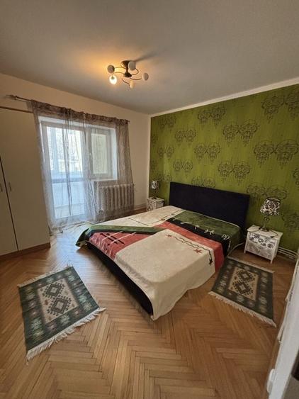 Apartament cu 2 camere decomandat în Zorilor