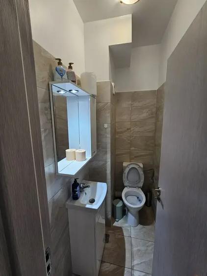Apartament cu 3 camere decomandat în Theodor Pallady