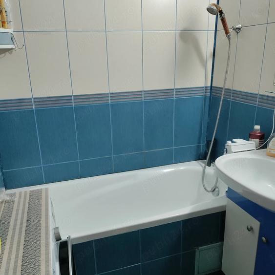 Apartament cu 4 camere decomandat în Cuza Vodă