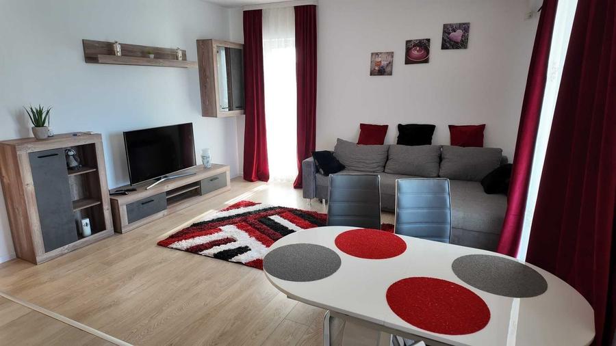 Apartament cu 2 camere decomandat, mobilat în Giroc