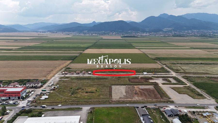 Teren Construcții intravilan de 5288 mp, în Est