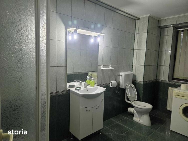 Casă cu 3 camere cu Teren 200 Mp în Central