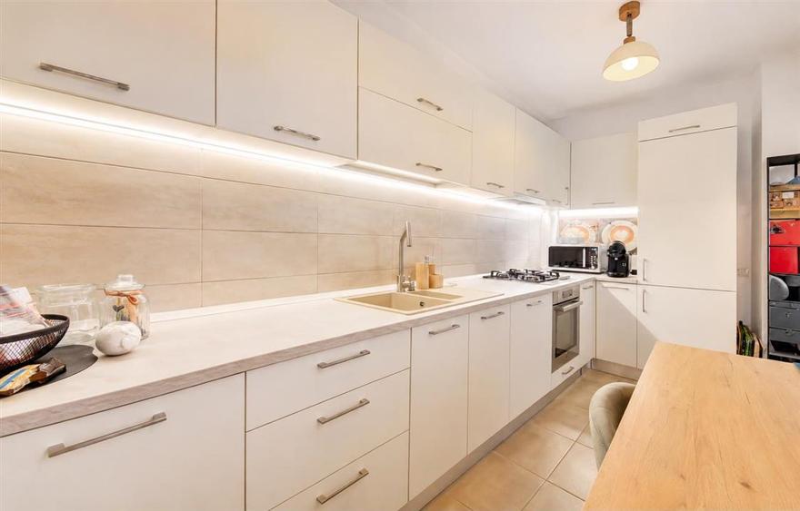 Apartament cu 2 camere decomandat în Tătărași