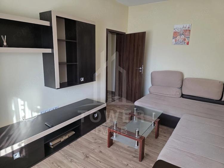 Apartament cu 2 camere decomandat în Piața Cluj