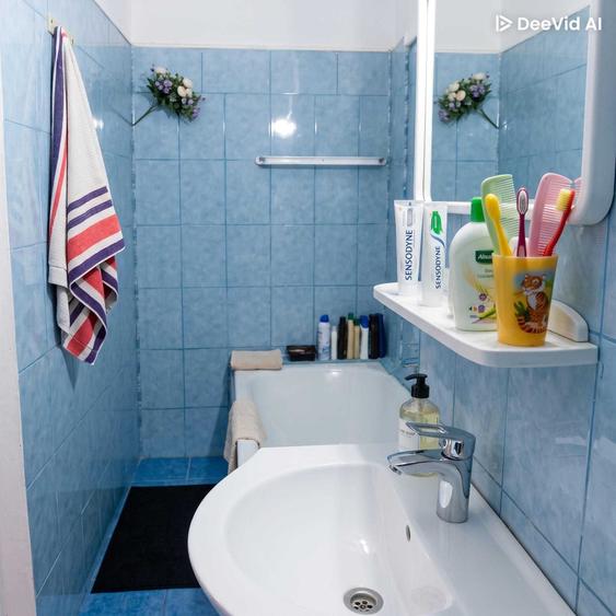 Apartament cu 3 camere decomandat în Central