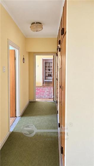 Apartament cu 4 camere decomandat în Bd. Independenței