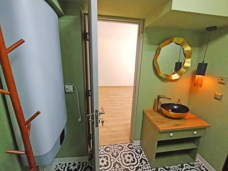 Spațiu comercial, de 30 mp, în Central