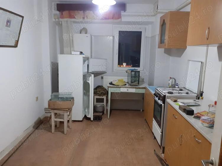 Vanzare Apart.1 cam. cf.1 dec., et. 4 din 8 cu lift, supr.utila 37.mp., zona Bariera-Calarasilor - 5