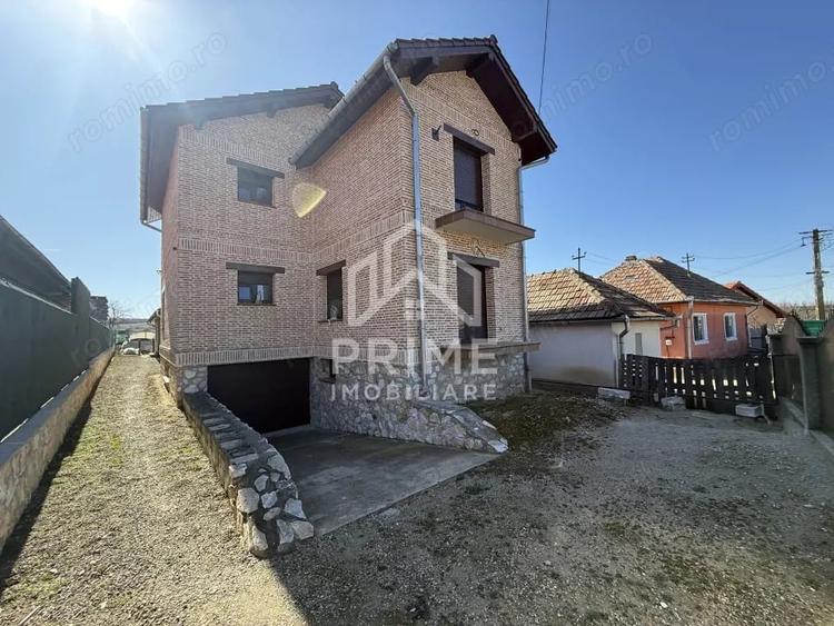 Casă cu 4 camere cu Teren 626 Mp în Central