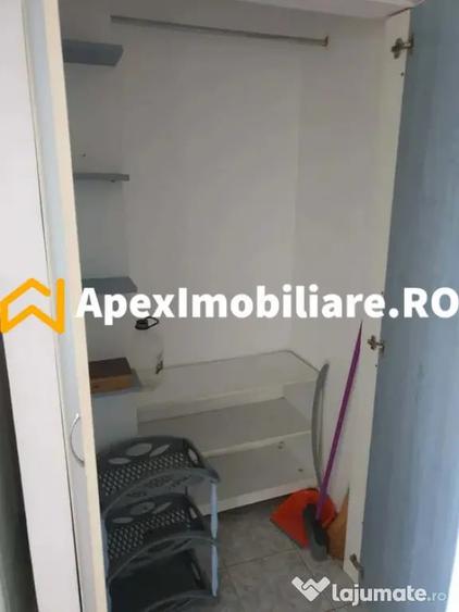 Apartament cu 2 camere semidecomandat în Grivița