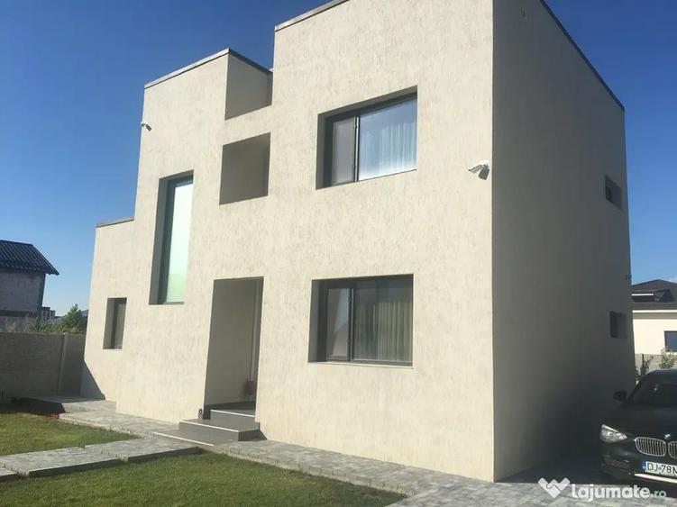 Casă cu Teren 510 Mp în Central