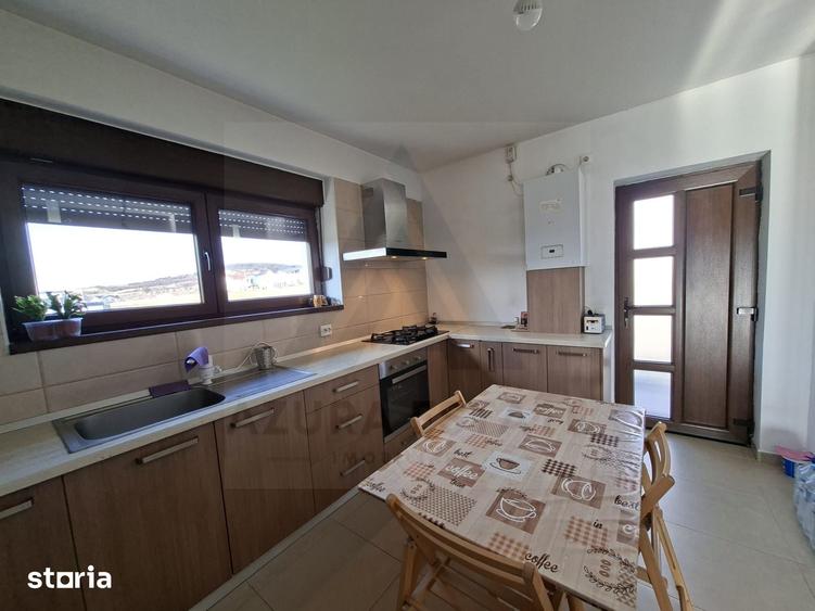 Casă cu 5 camere cu Teren 372 Mp în Daia