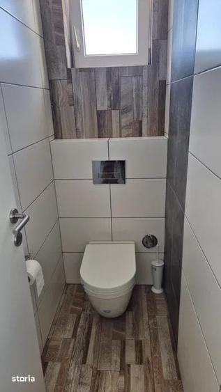 Spațiu comercial, de 1,100 mp, în Central
