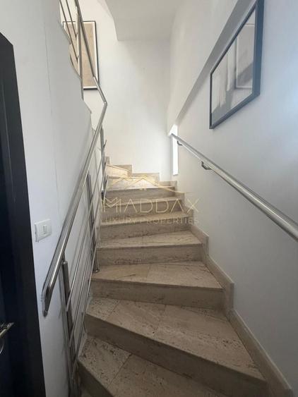 Apartament cu 4 camere decomandat, mobilat în Cotroceni