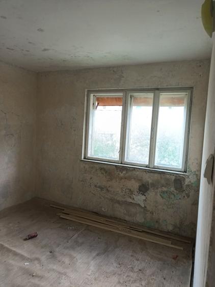 Apartament cu 3 camere semidecomandat în Mina Altân Tepe