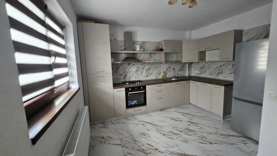 Spațiu comercial, de 120 mp, în Granit