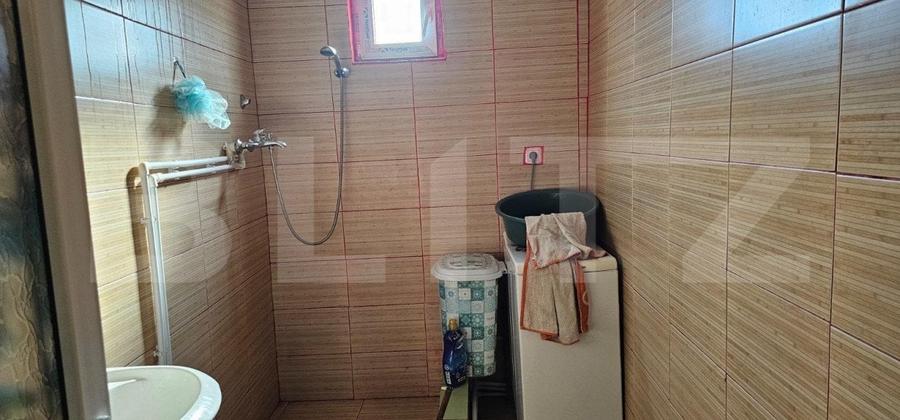 Casă individuală cu 4 camere cu Teren 1000 Mp în Sud-Vest